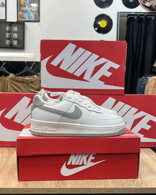 air force gray avec box
