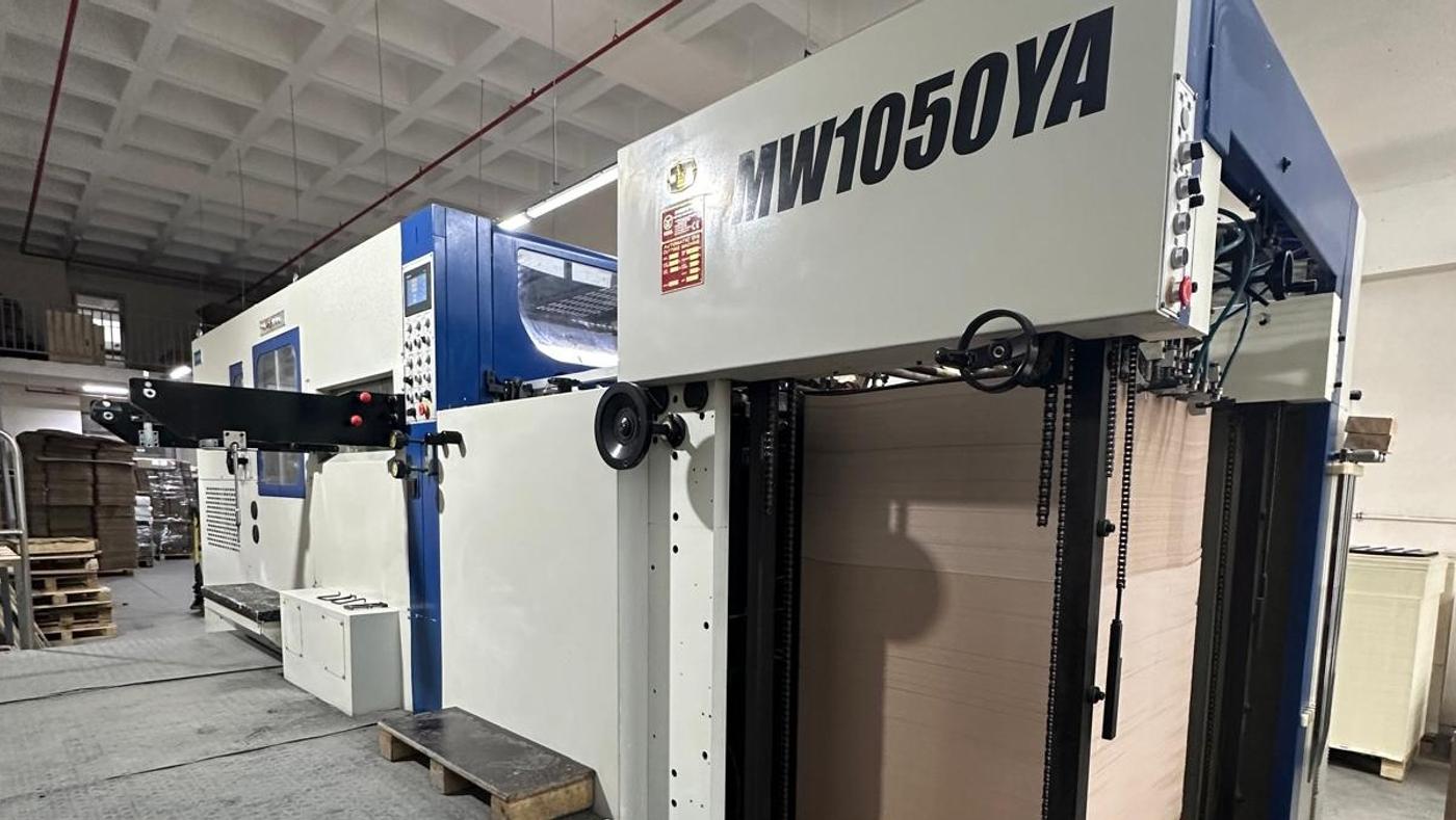 YAWA MW1050YA AYIKLAMALI OTOMATİK KUTU KESİM MAKİNESİ