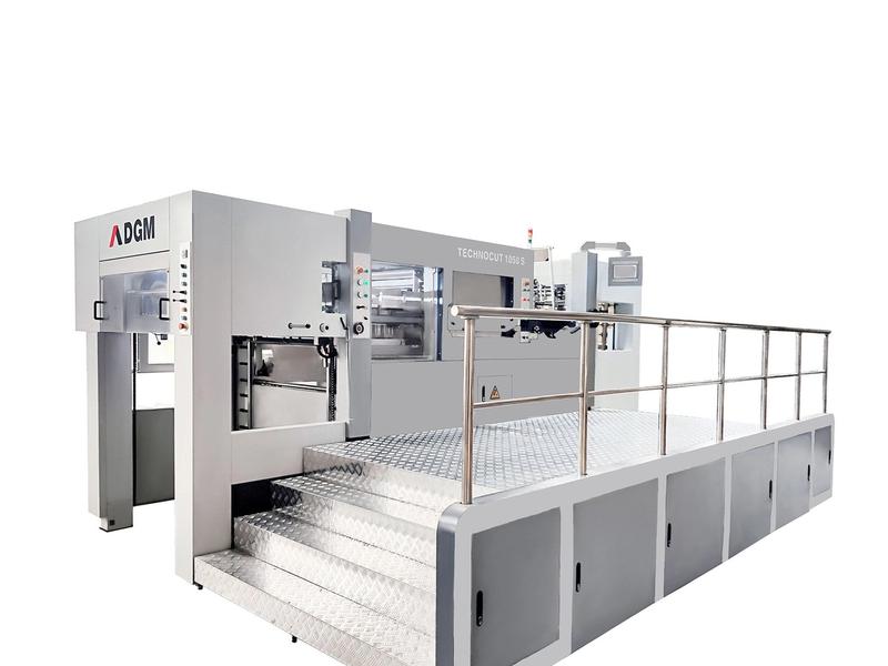 DGM DGM TECHNOCUT 1050-S AYIKLAMALI OTOMATİK KUTU KESİM MAKİNESİ