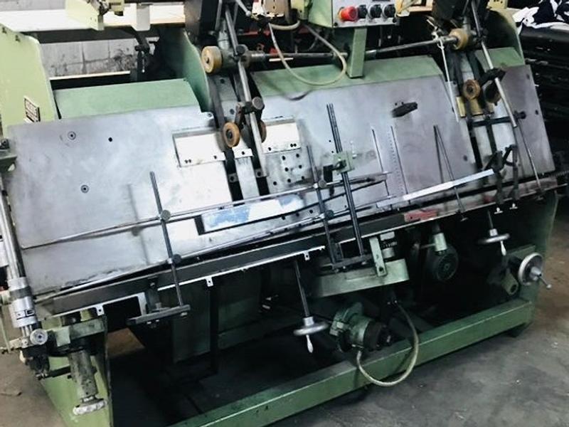 Kolbus KOLBUS KB-300 BUCHEINHÄNGEMASCHINE