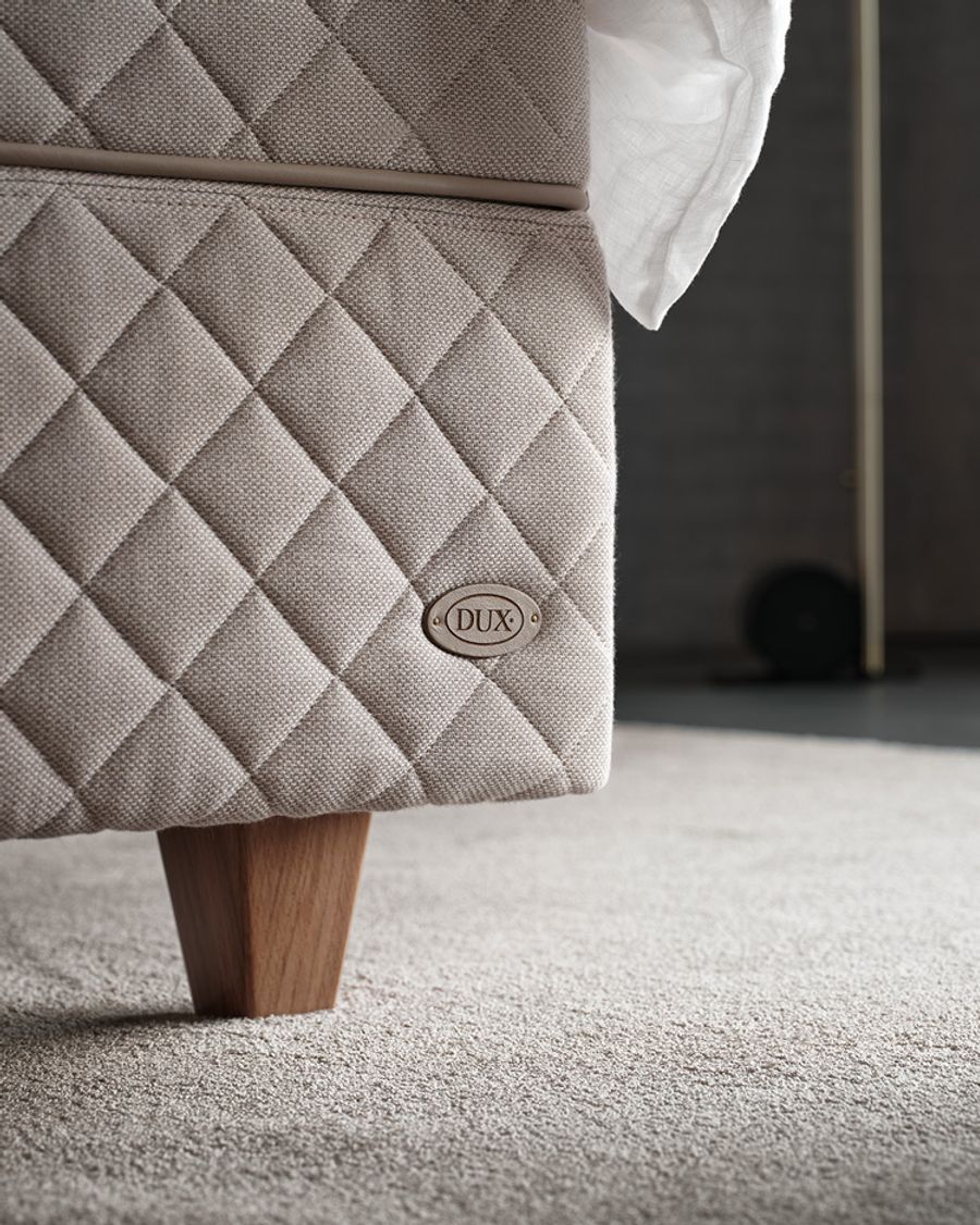 Imperial Interiors Dux Closeup