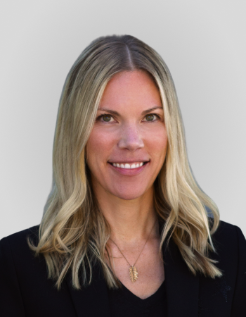 Bethany Hale headshot