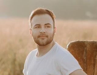 Zach Manbeck portrait