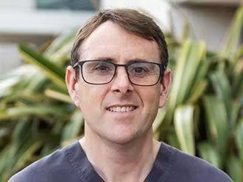 Dr. Stuart Aherne — Headshot