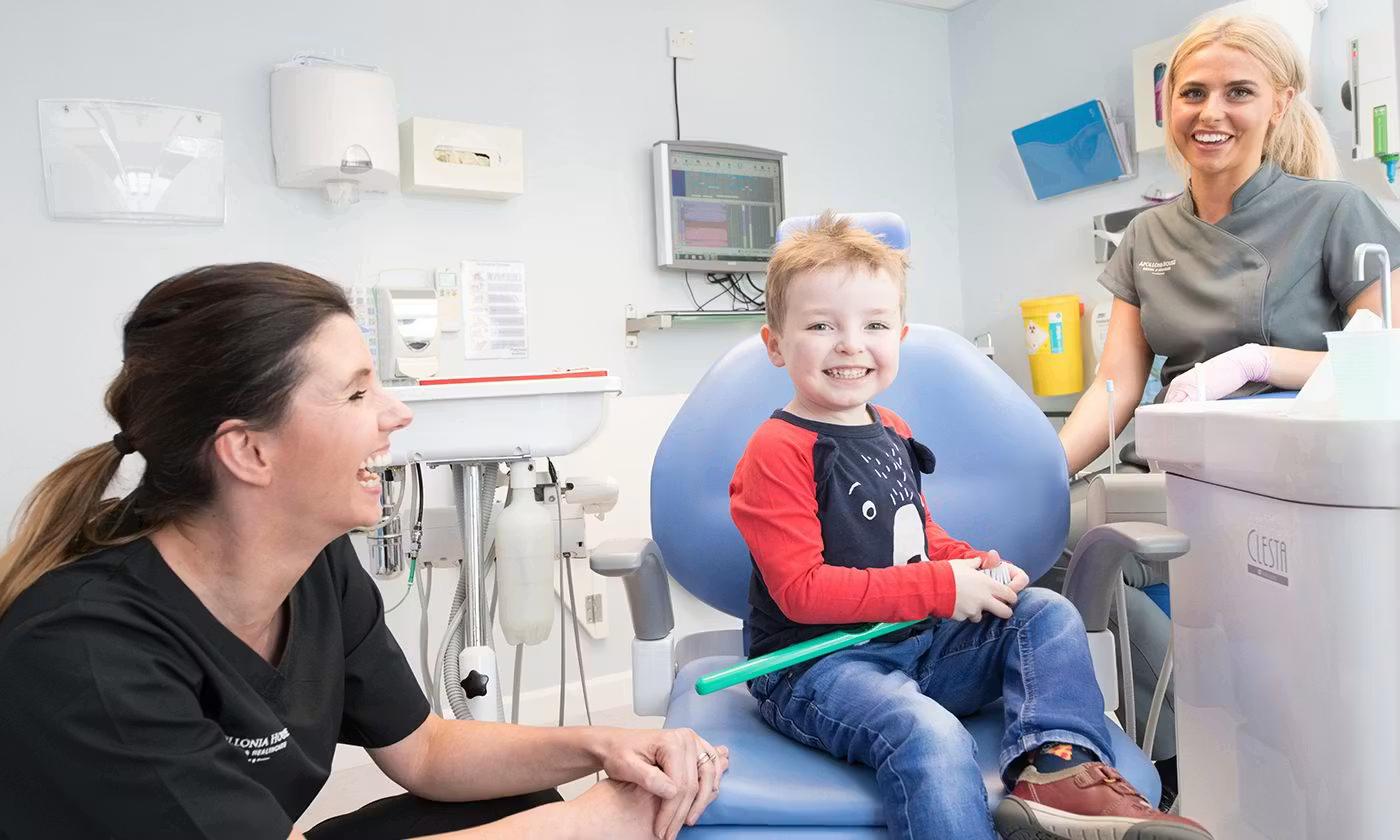 How to look after children's teeth