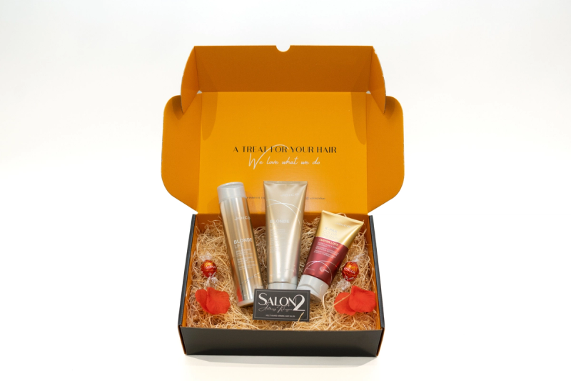 Blonde Life Gift Box