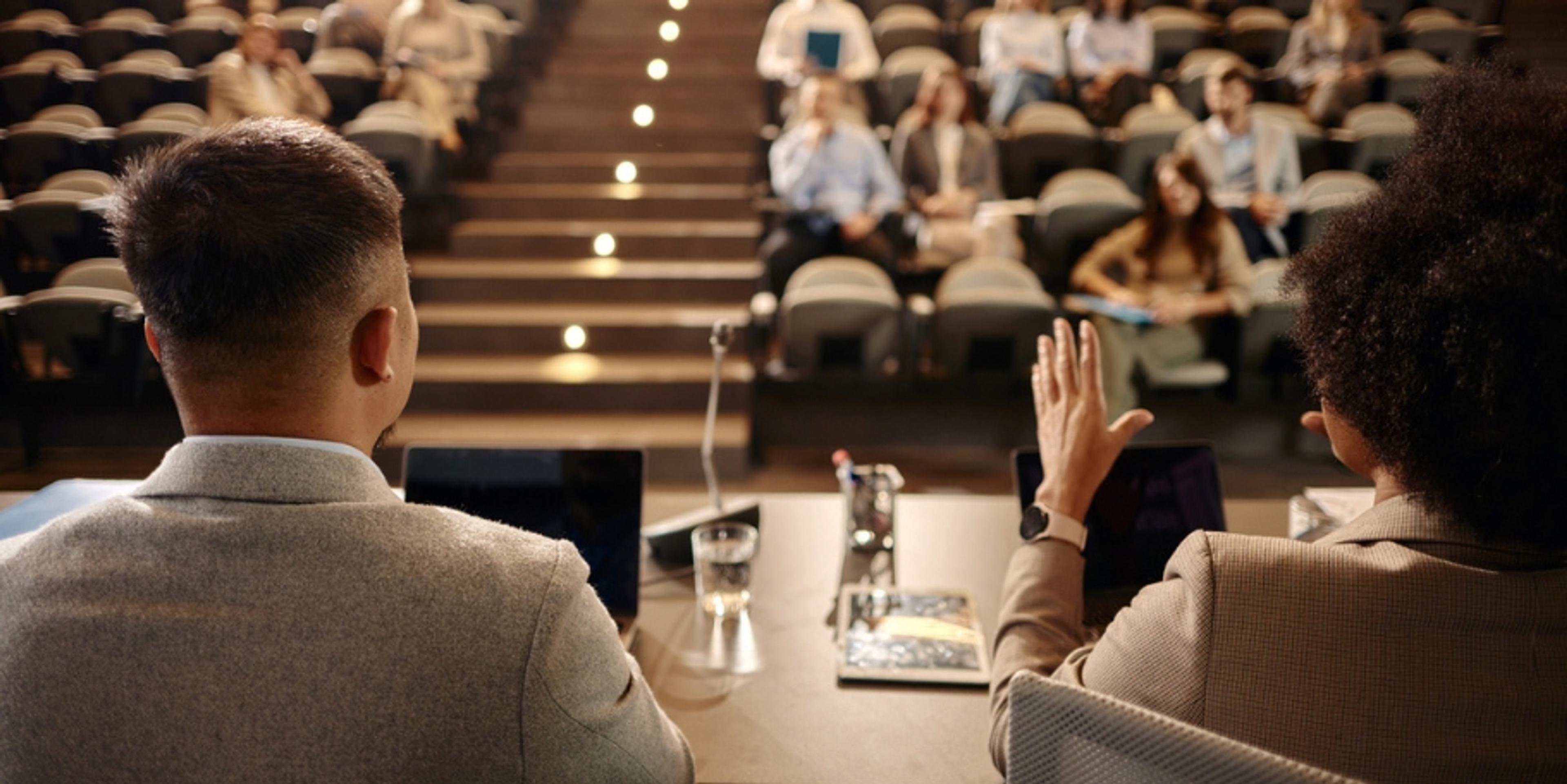 running a city council meeting