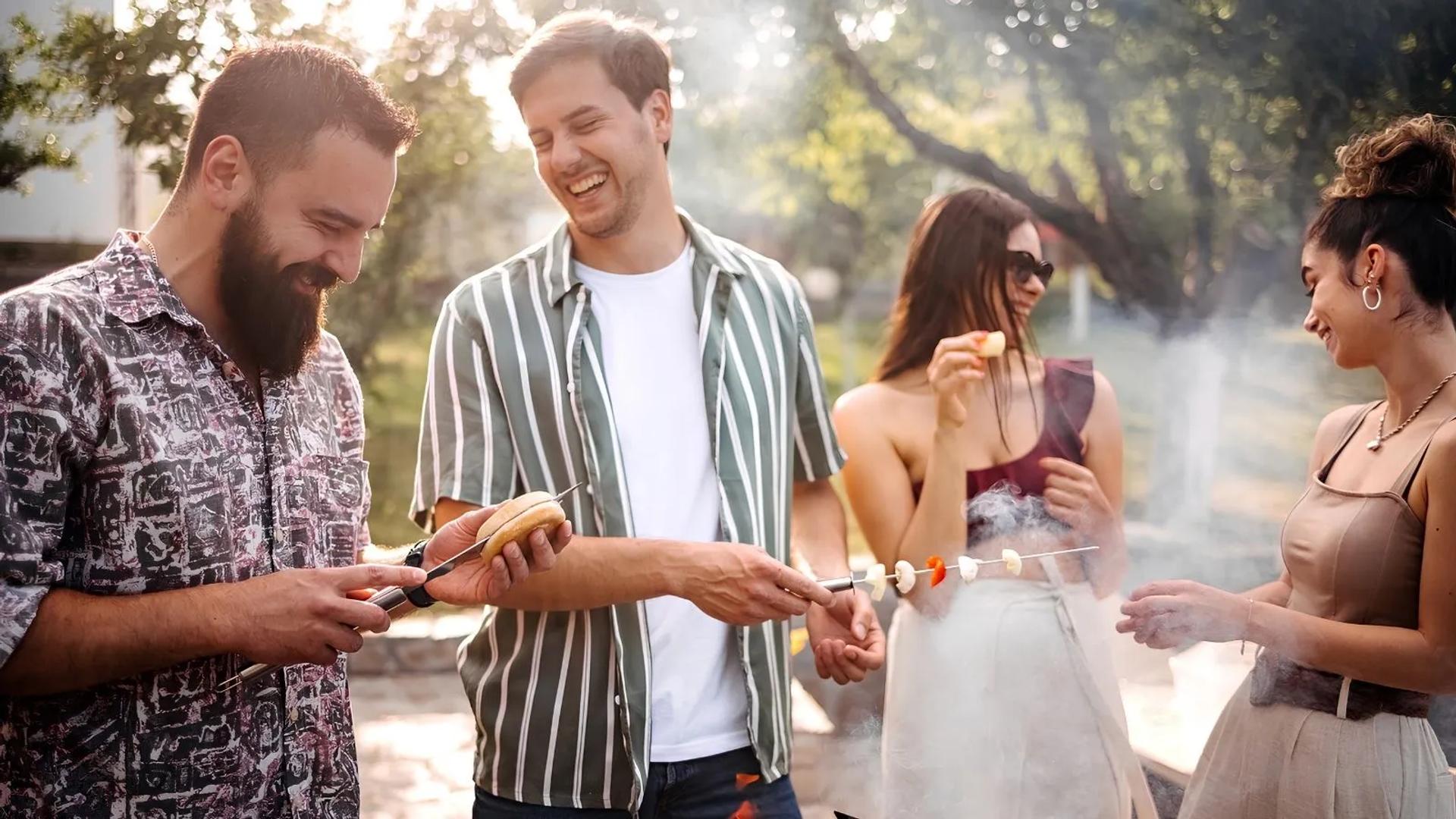 people-at-block-party