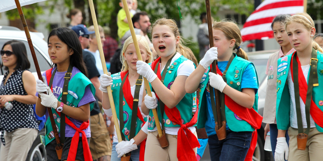 girl scouts marching