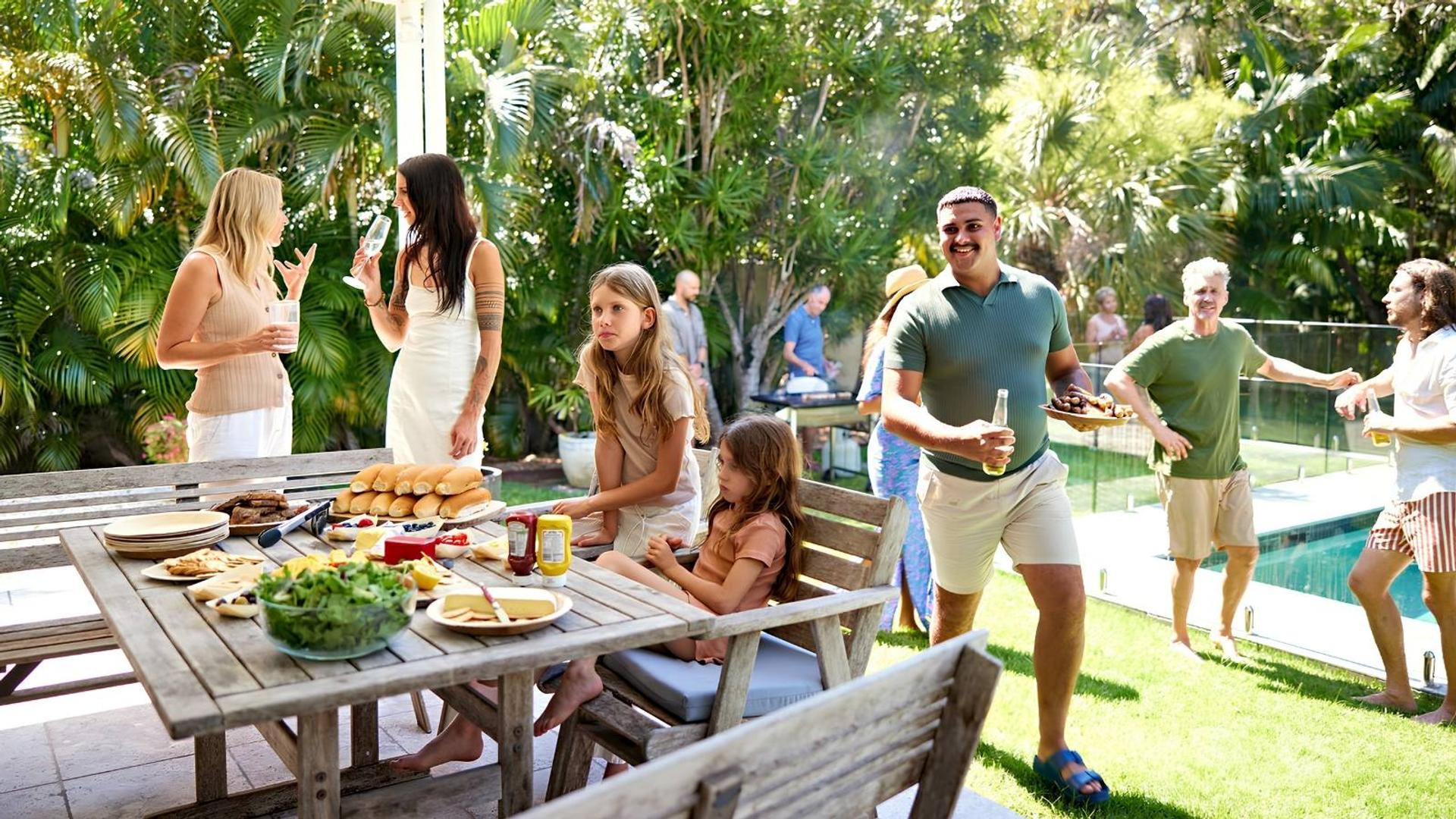 family-gathered-for-reunion-outside