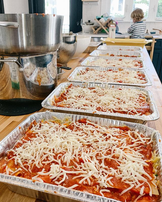 Lasagna pans