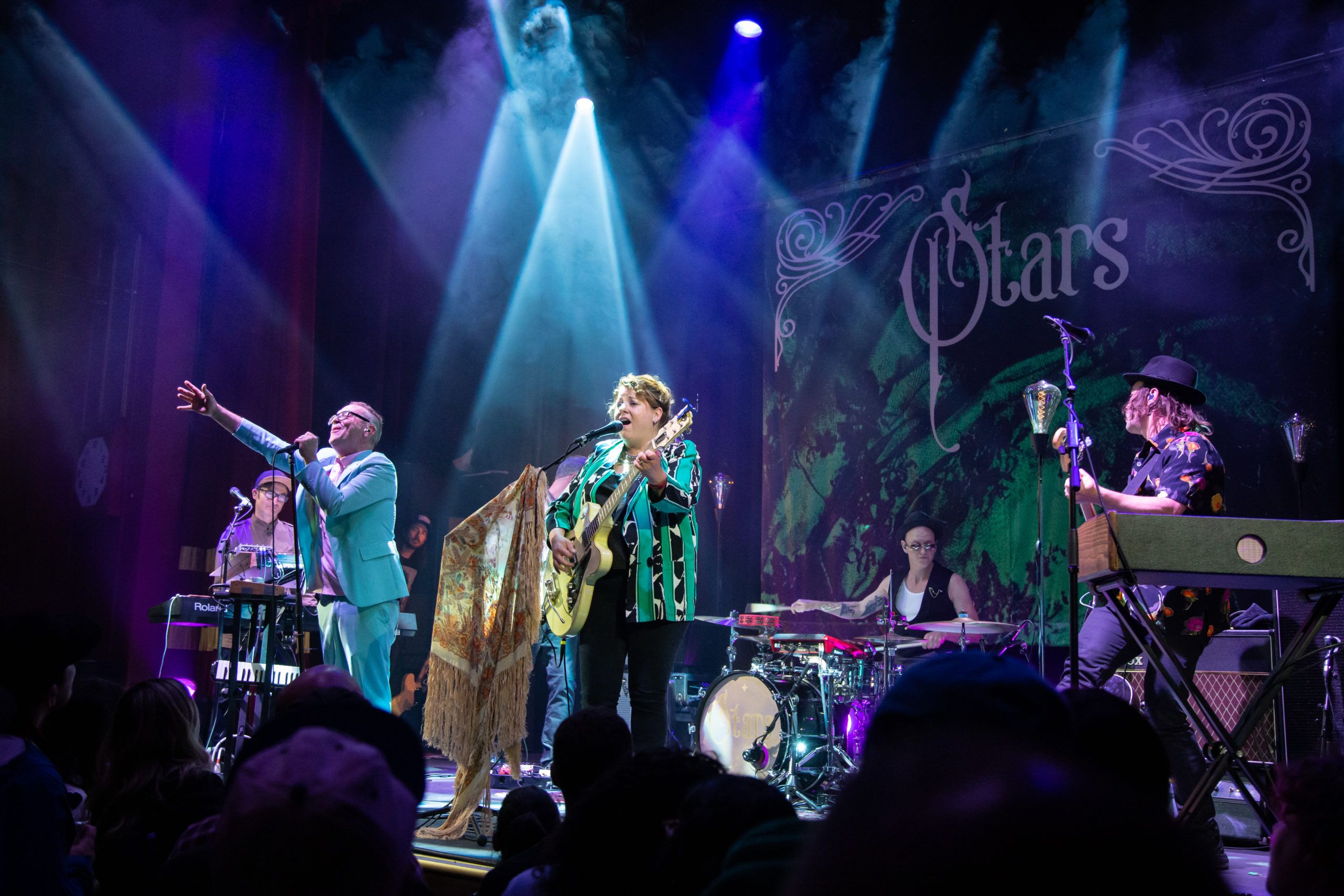 Stars at the Hollywood Theatre, Vancouver, Jun 4 2022. Kirk Chantraine photo.