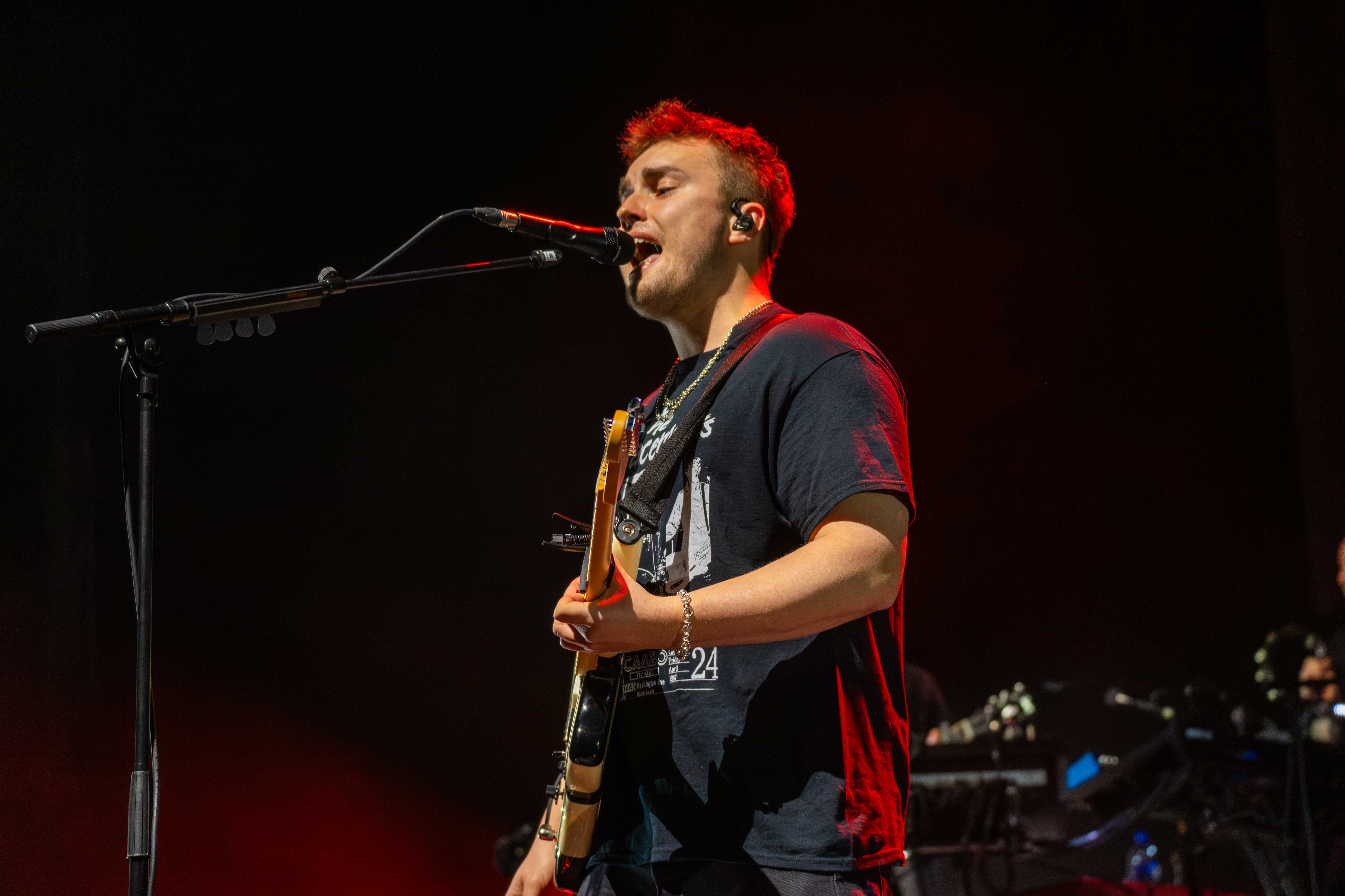 Sam Fender at Thunderbird Arena, Vancouver, April 5 2025. Andrew Myers photo