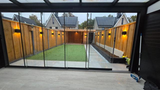 Complete achtertuin
