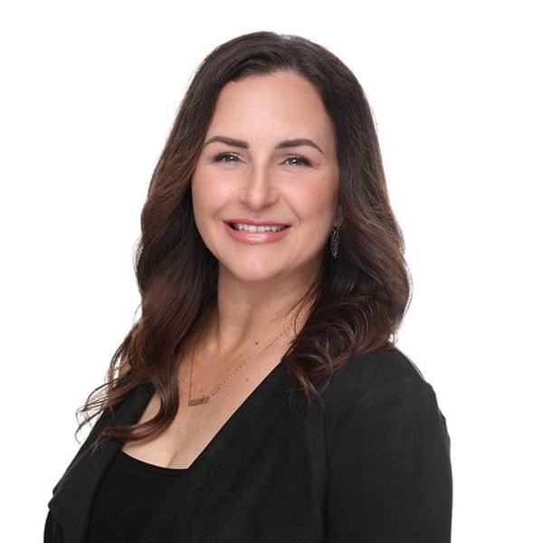 Julie Lupo, REALTOR® | DRE# 02019725 at Palisade Realty
