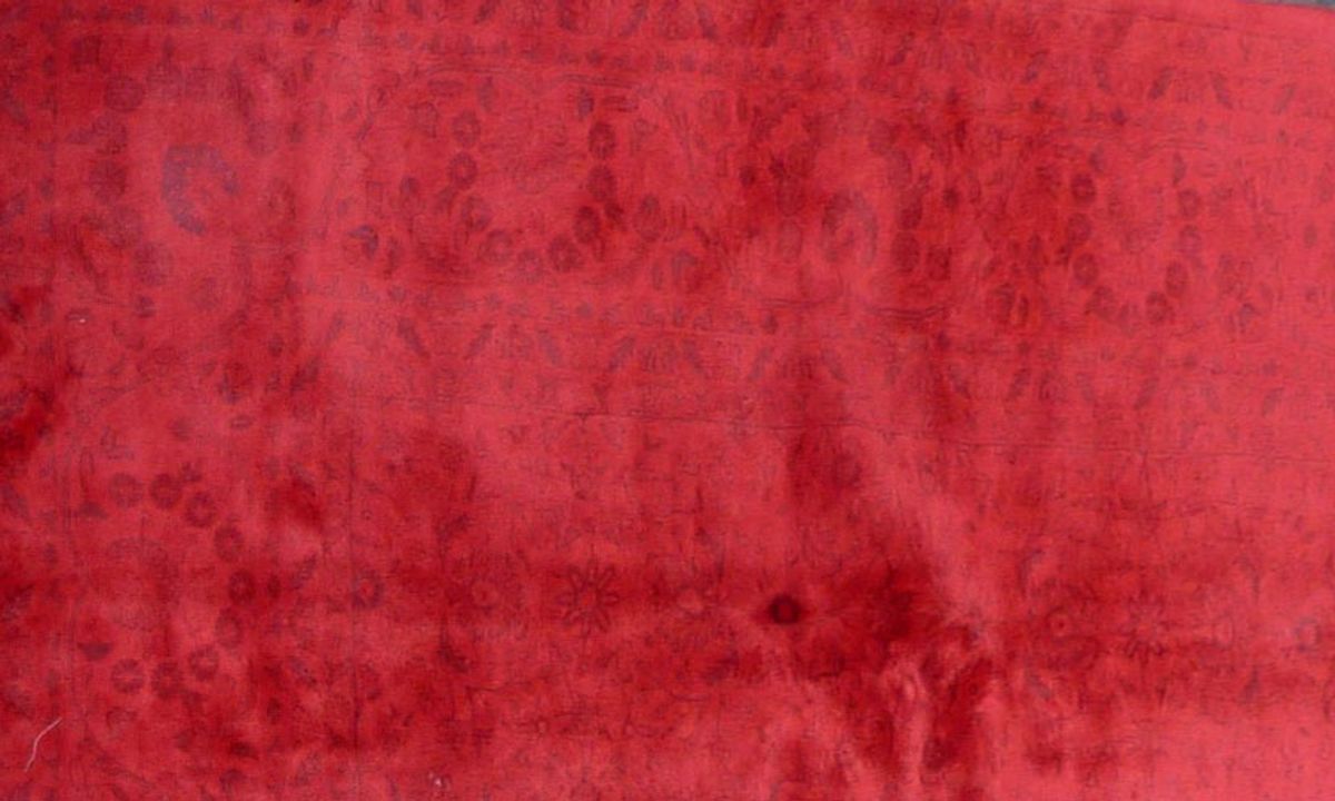 Saruk (Rot) – Eingefärbt