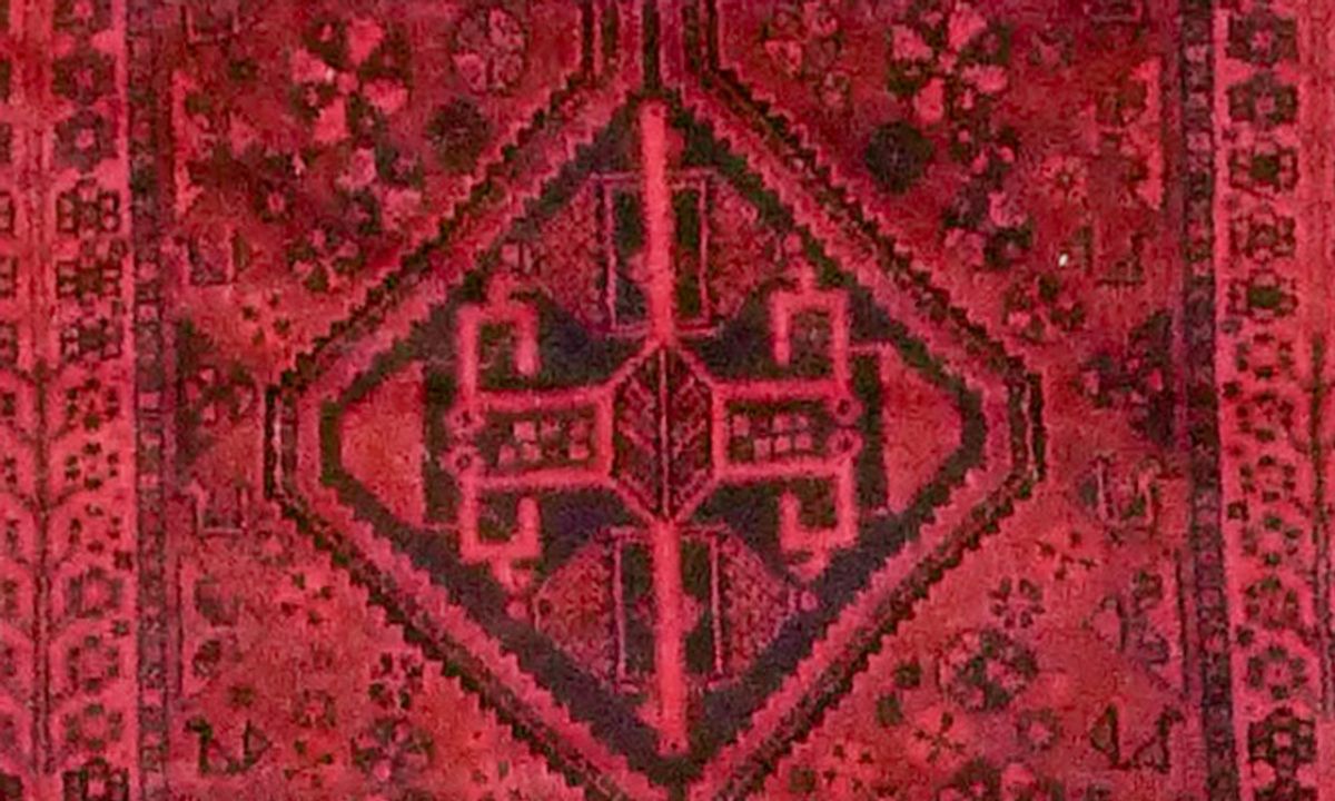 Orientteppich (Rot) – Eingefärbt