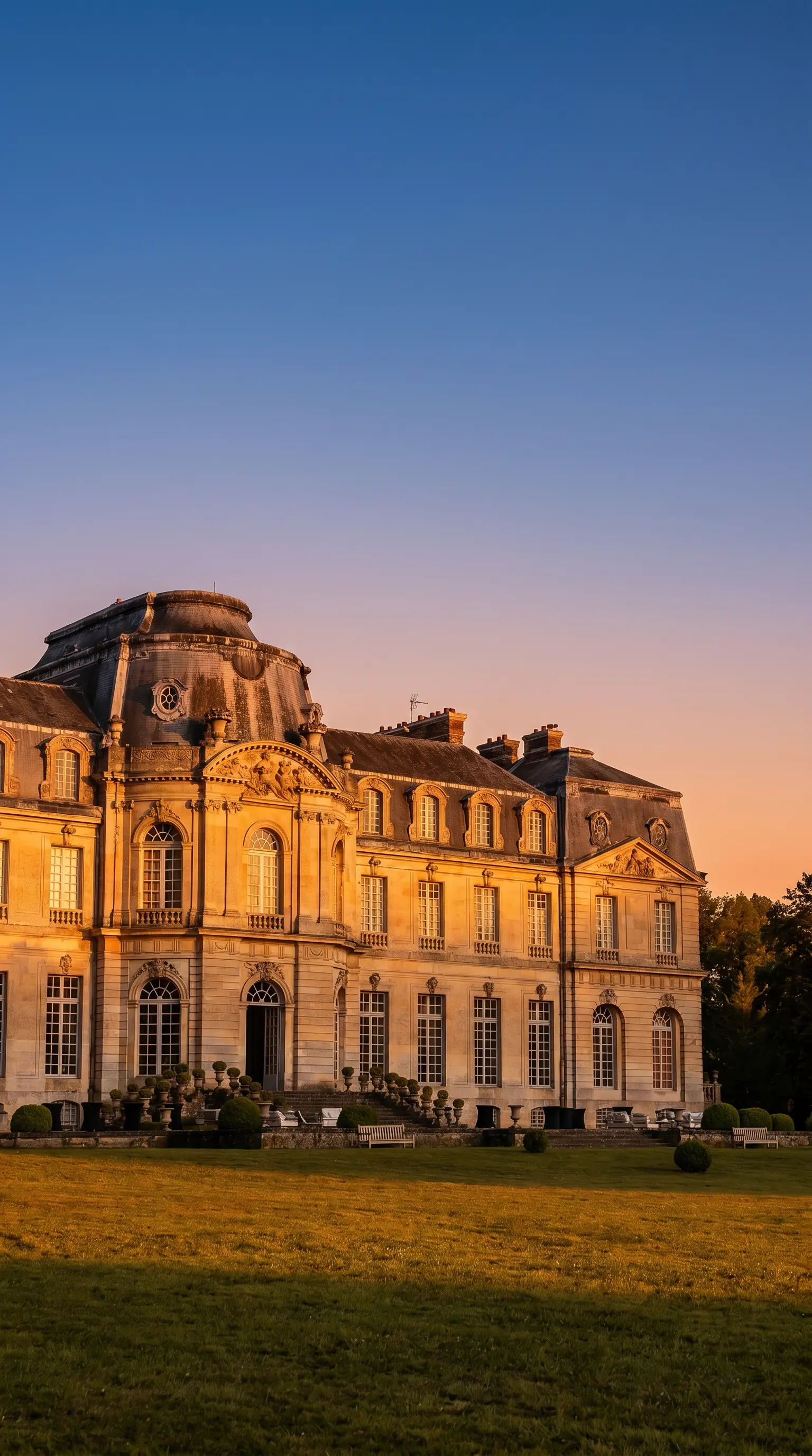 Chateau de Champlâtreux