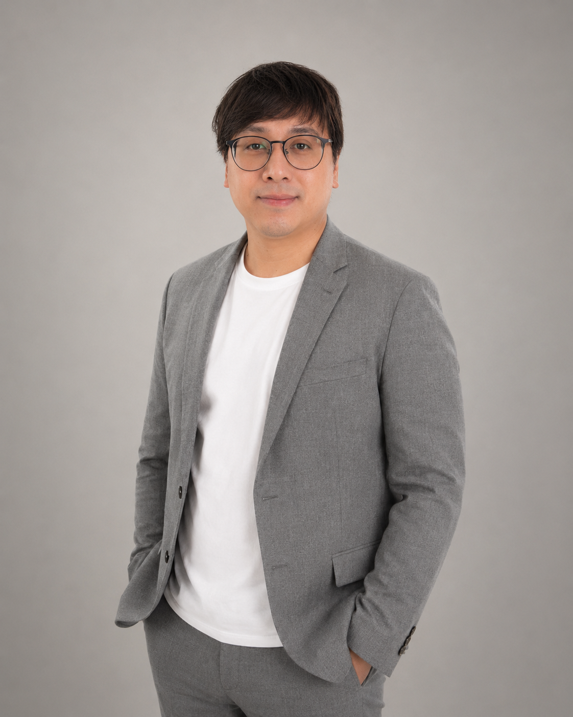 Tee Arjchaidan (ธีร์ อาจชายแดน)