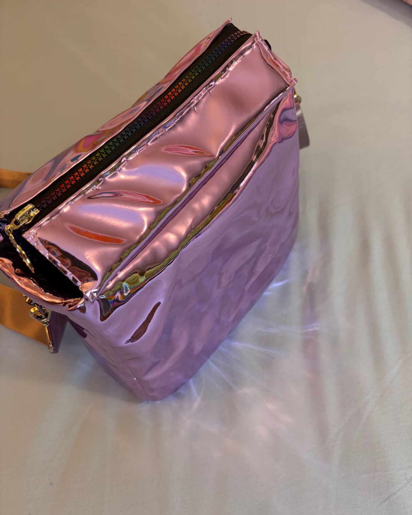 Aurora bag - interior pink lining with pocket