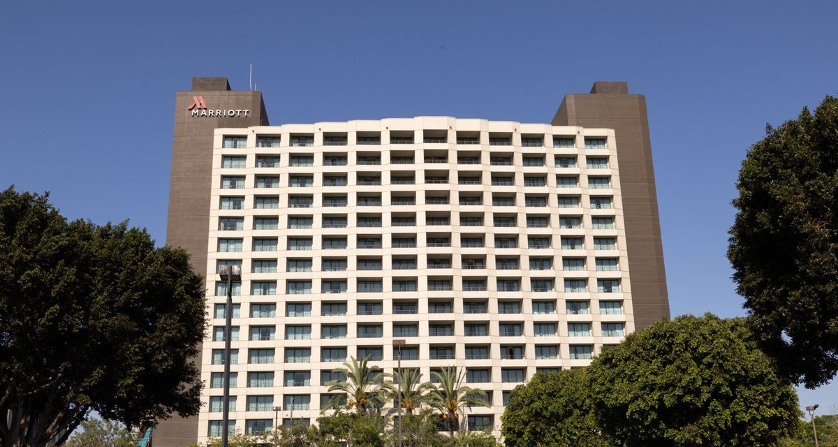 Marriott San Diego, tower elevation