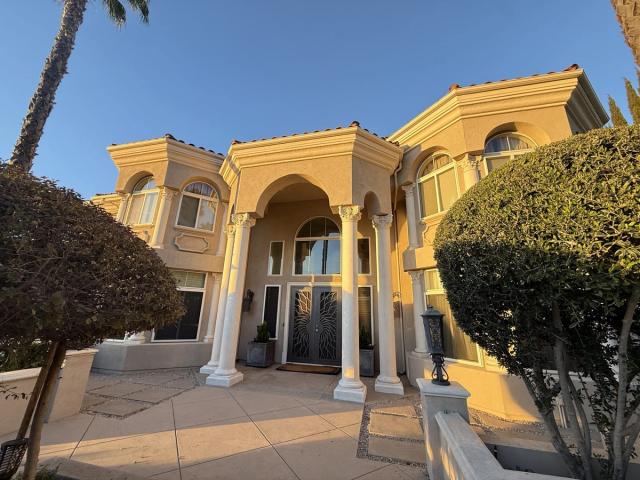 Estate columned entry re-finish — Duarte's Plastering project near Orange, CA