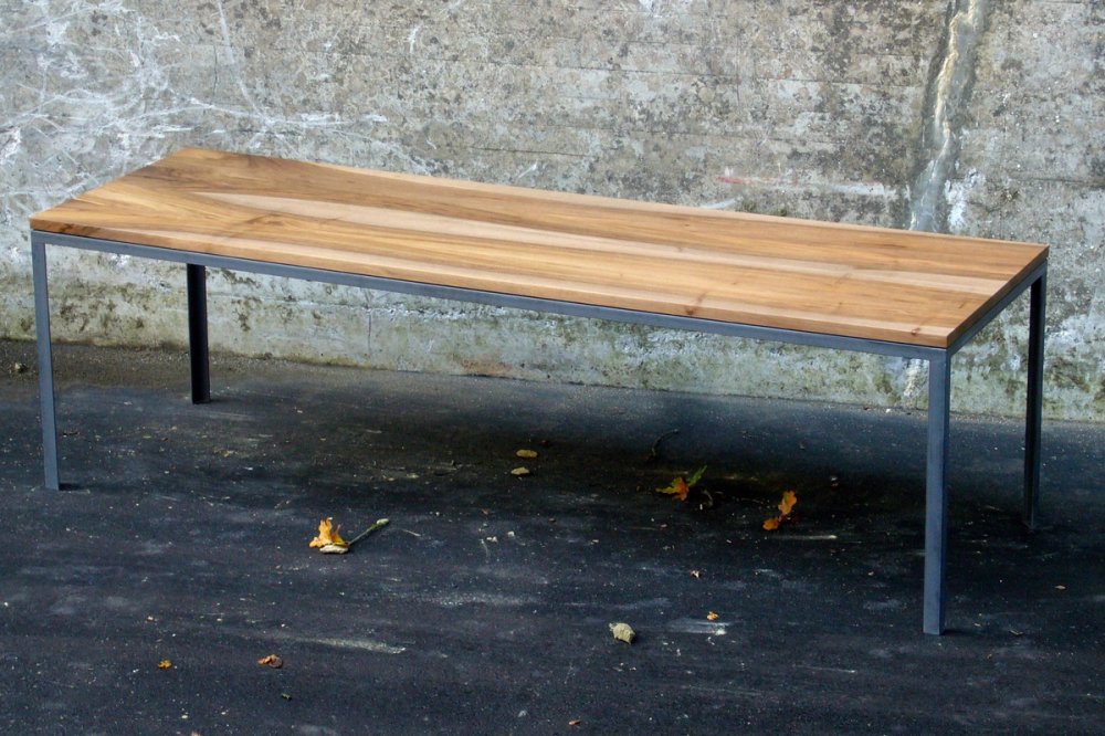 Langer Tisch No 7, Nussbaum