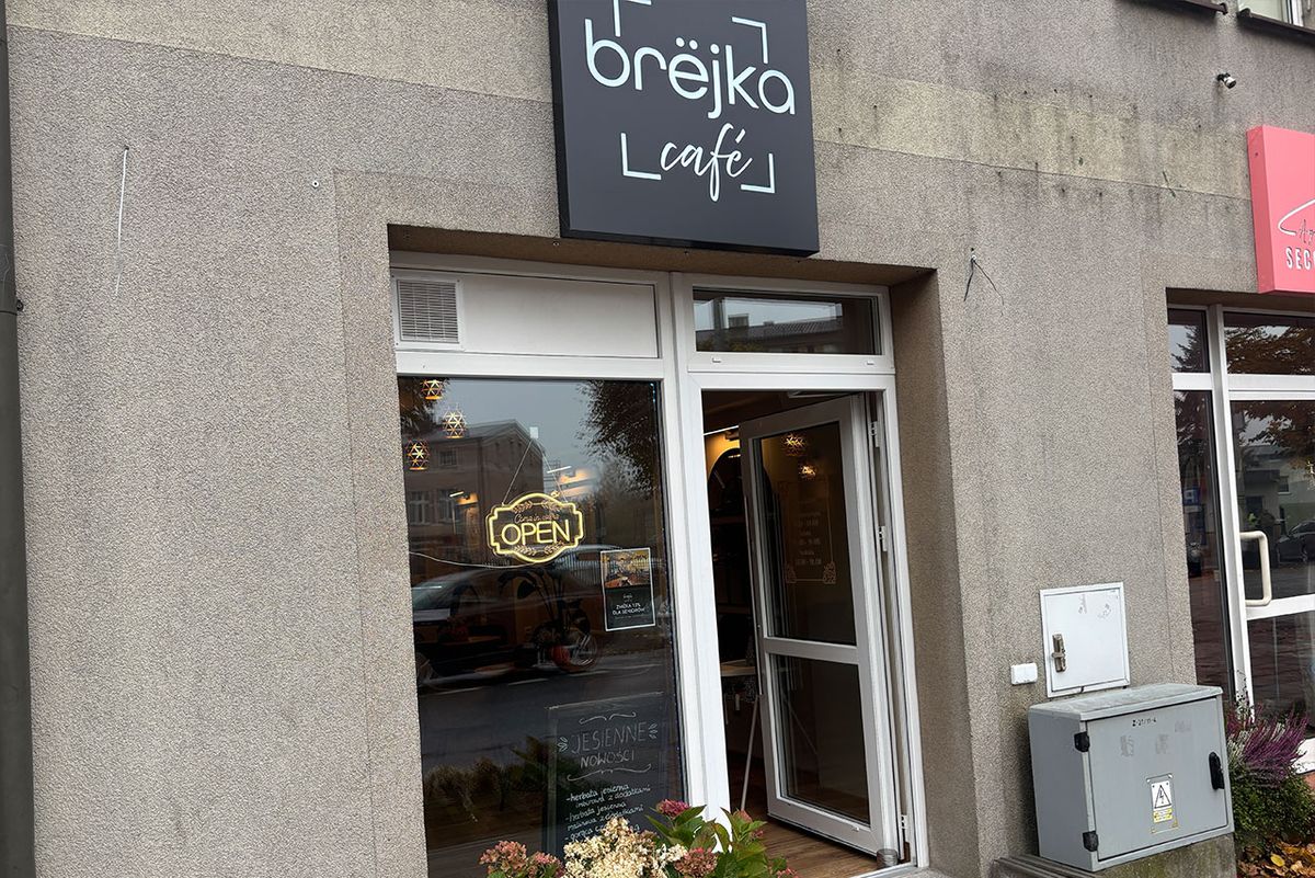 Brëjka Café
