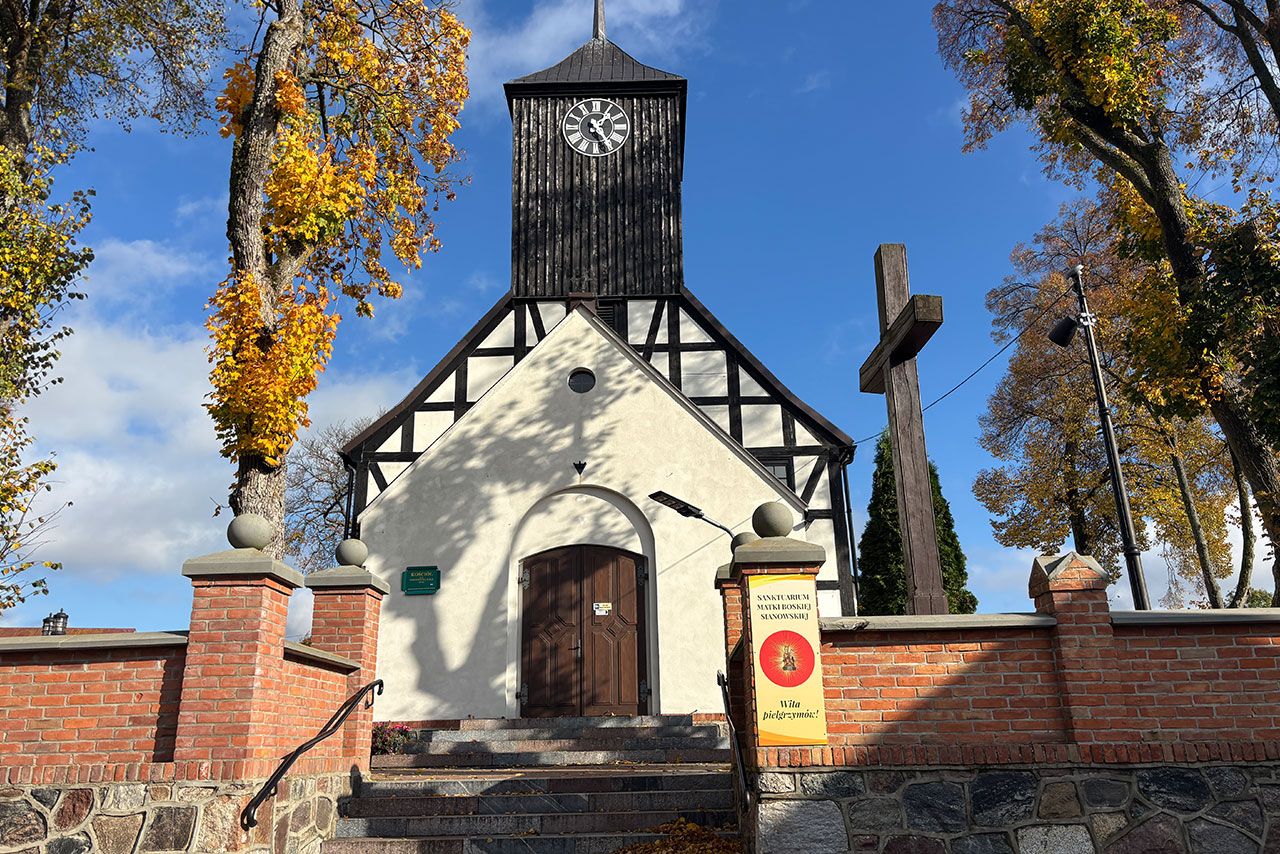 Sanktuarium Matki Bożej Królowej Kaszub w Sianowie