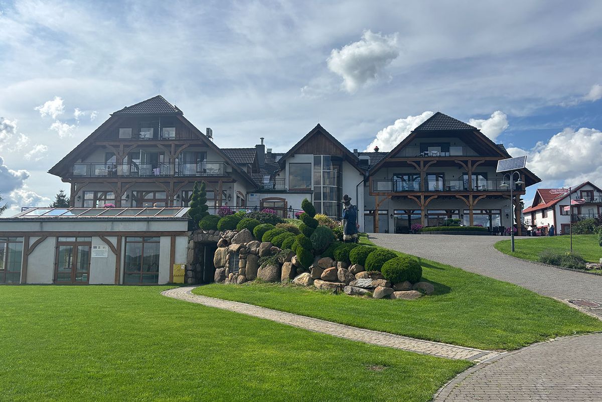 Pokoje z widokiem na jezioro - Wichrowe Wzgórze Resort & Spa.