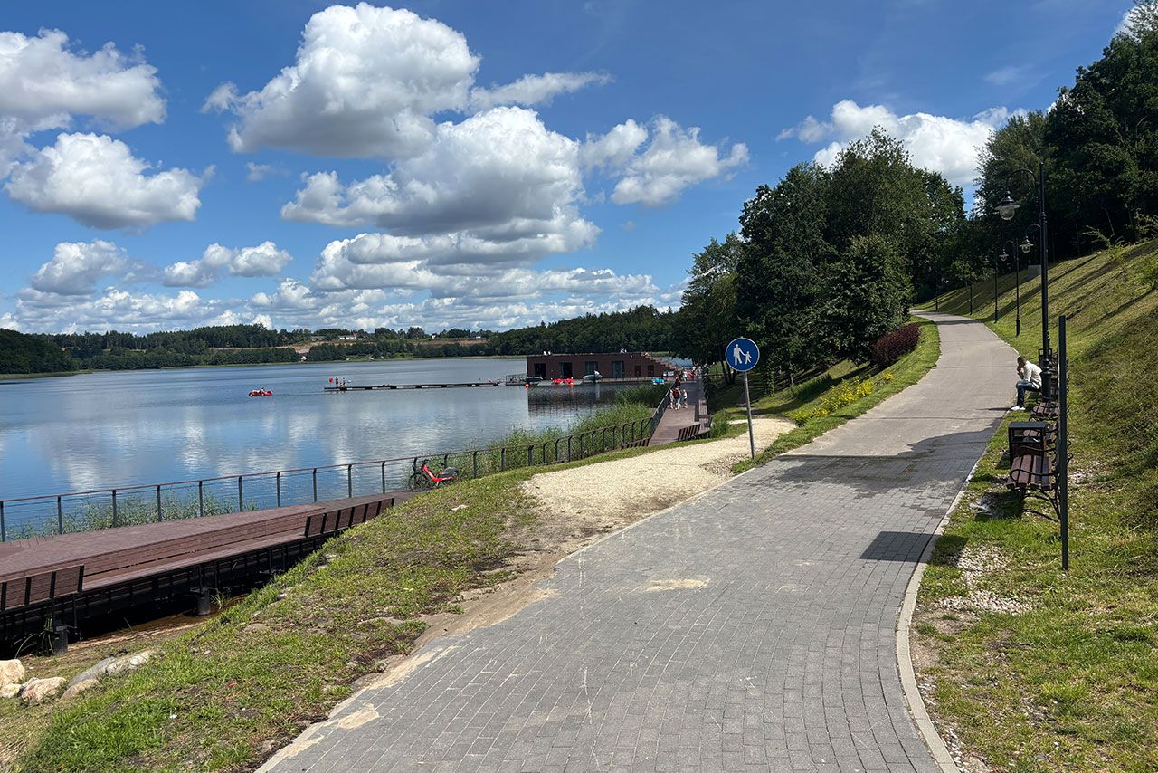 Kąpielisko miejskie nad jeziorem Klasztornym Dużym - Jeziora na Kaszubach