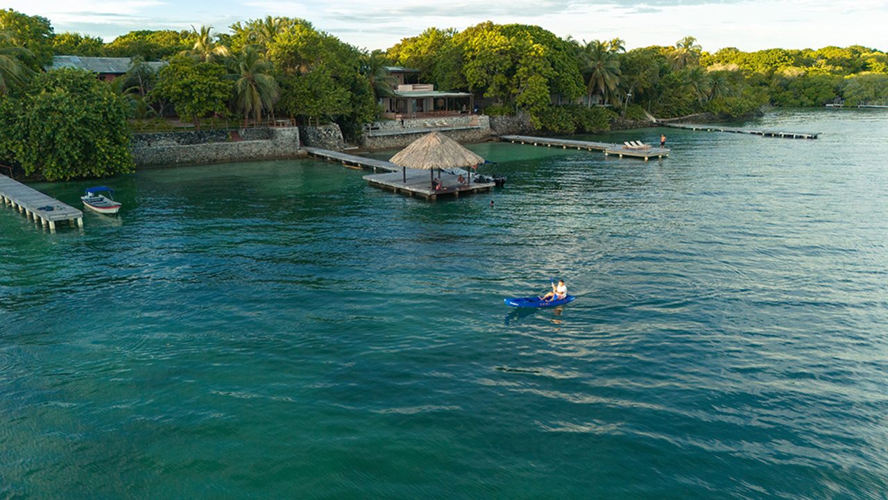 Isla Bonita — photograph 6