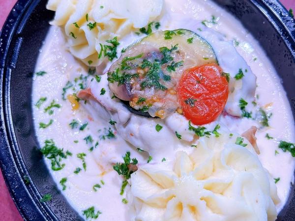 Dos d’aiglefin Saltimboccas 