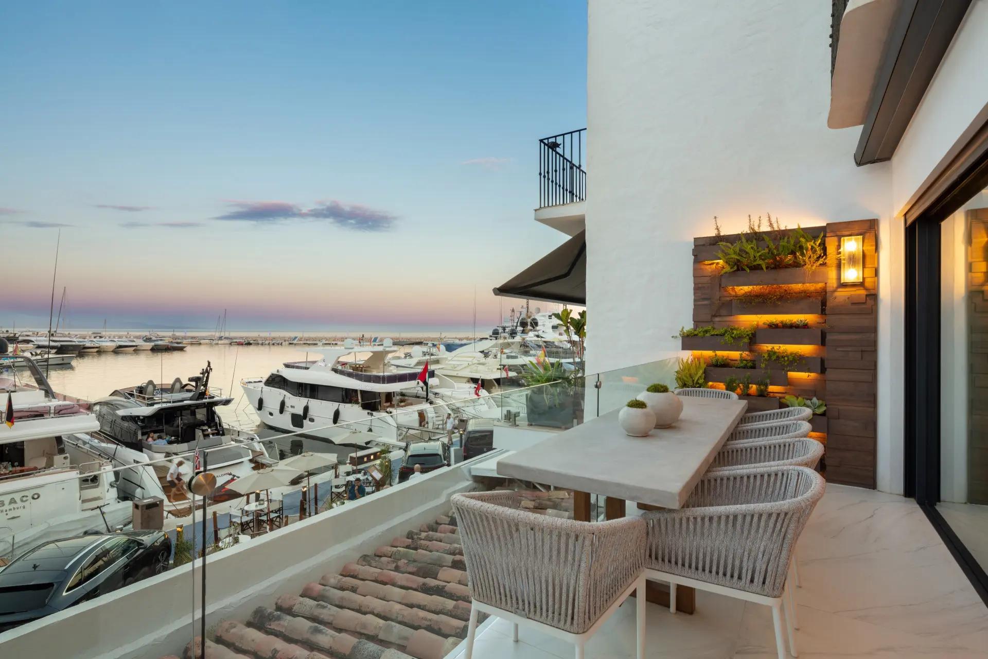 BANUS I, PUERTO BANÚS