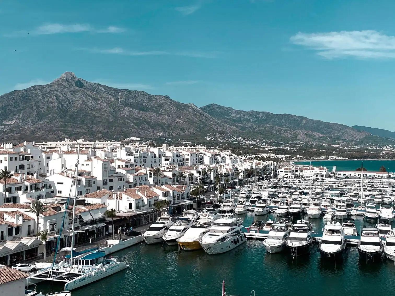 Puerto Banús