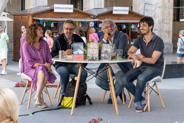 Mesa redonda ‘Cantabria es novela negra’ en la Feria del Libro de Santander y Cantabria (FELISA 2023)