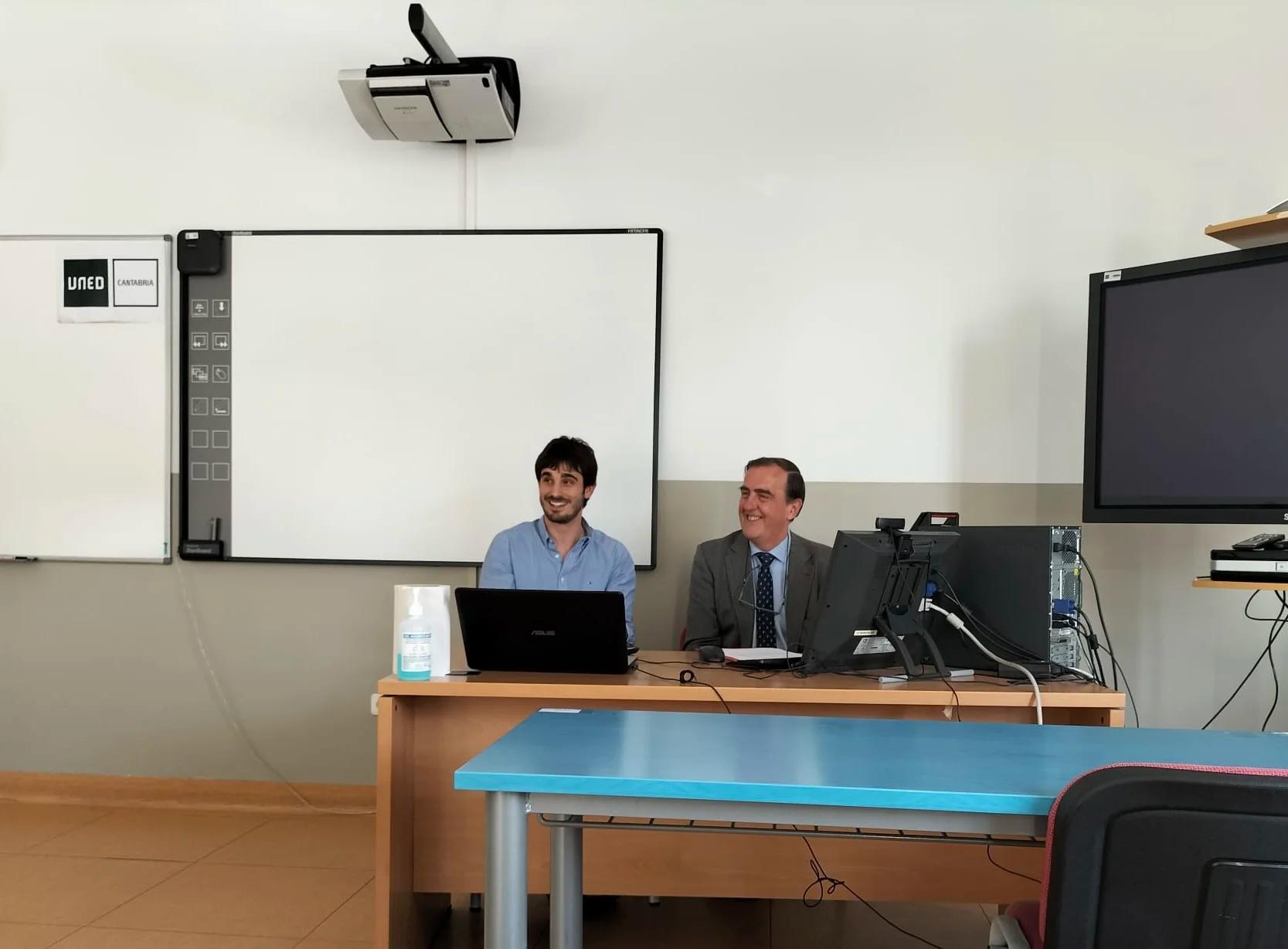 Presentación en UNED Cantabria