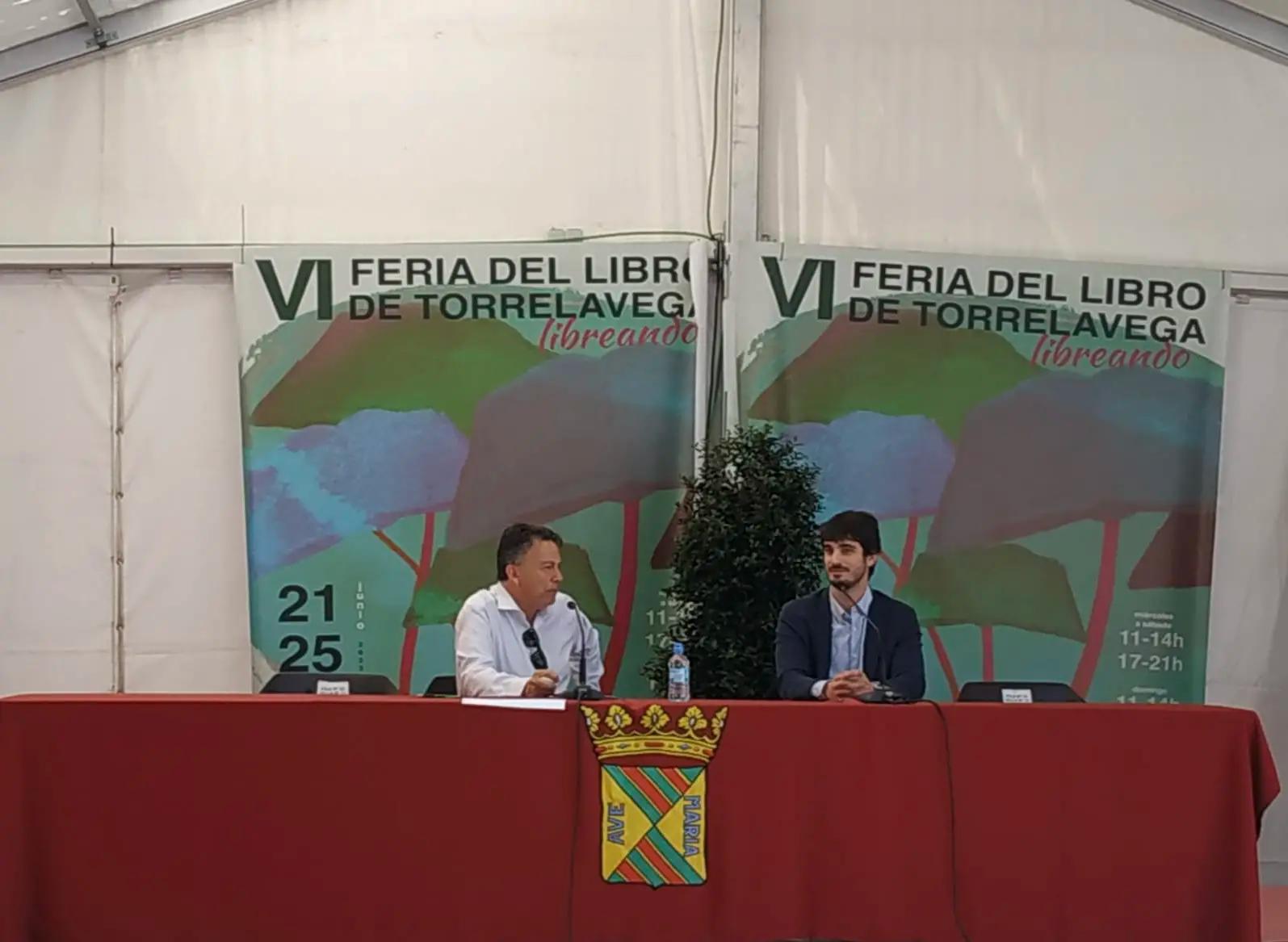Presentación y firmas en la Feria del Libro de Torrelavega (Libreando 2023)