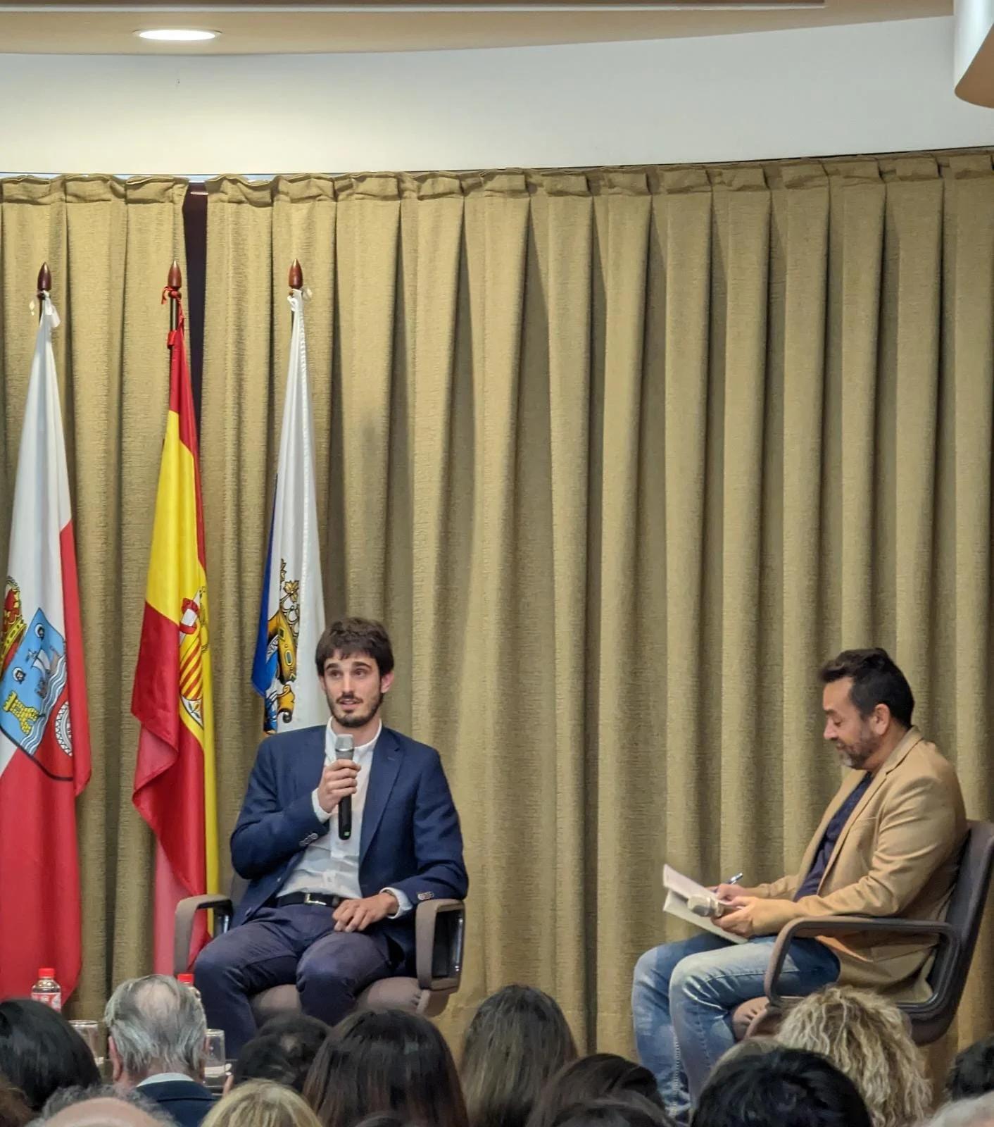 Presentación en el Ateneo de Santander