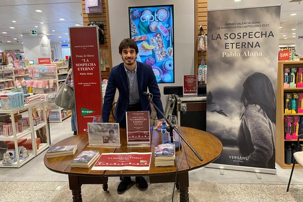 Firma de ejemplares en El Corte Inglés