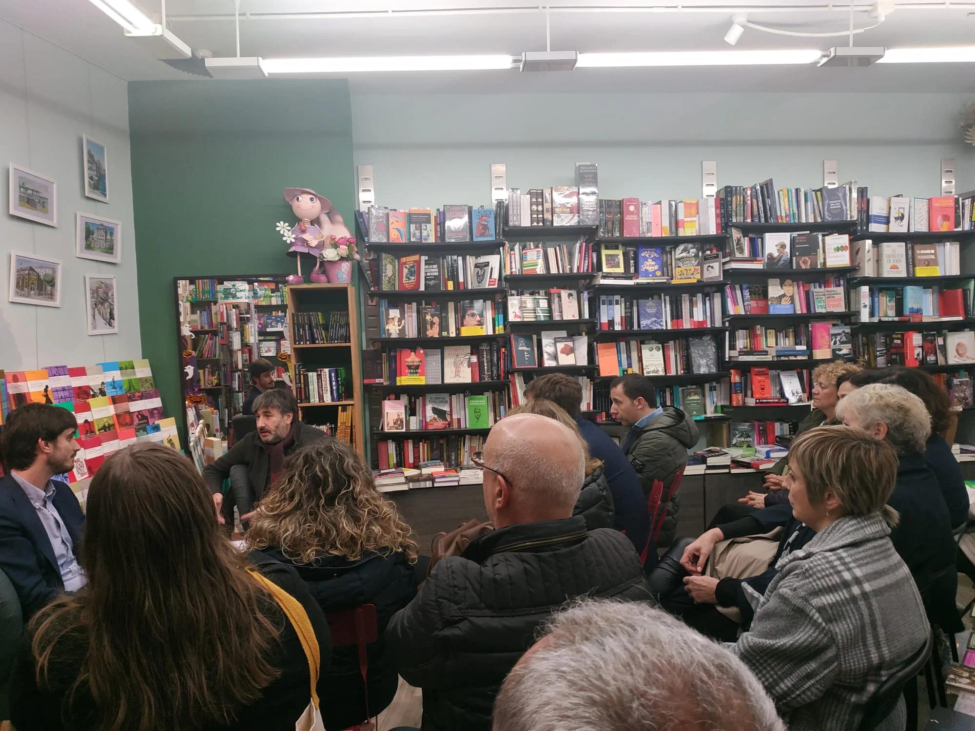 Presentación de ‘La sospecha eterna’ en la librería Anaïs De Castro-Urdiales