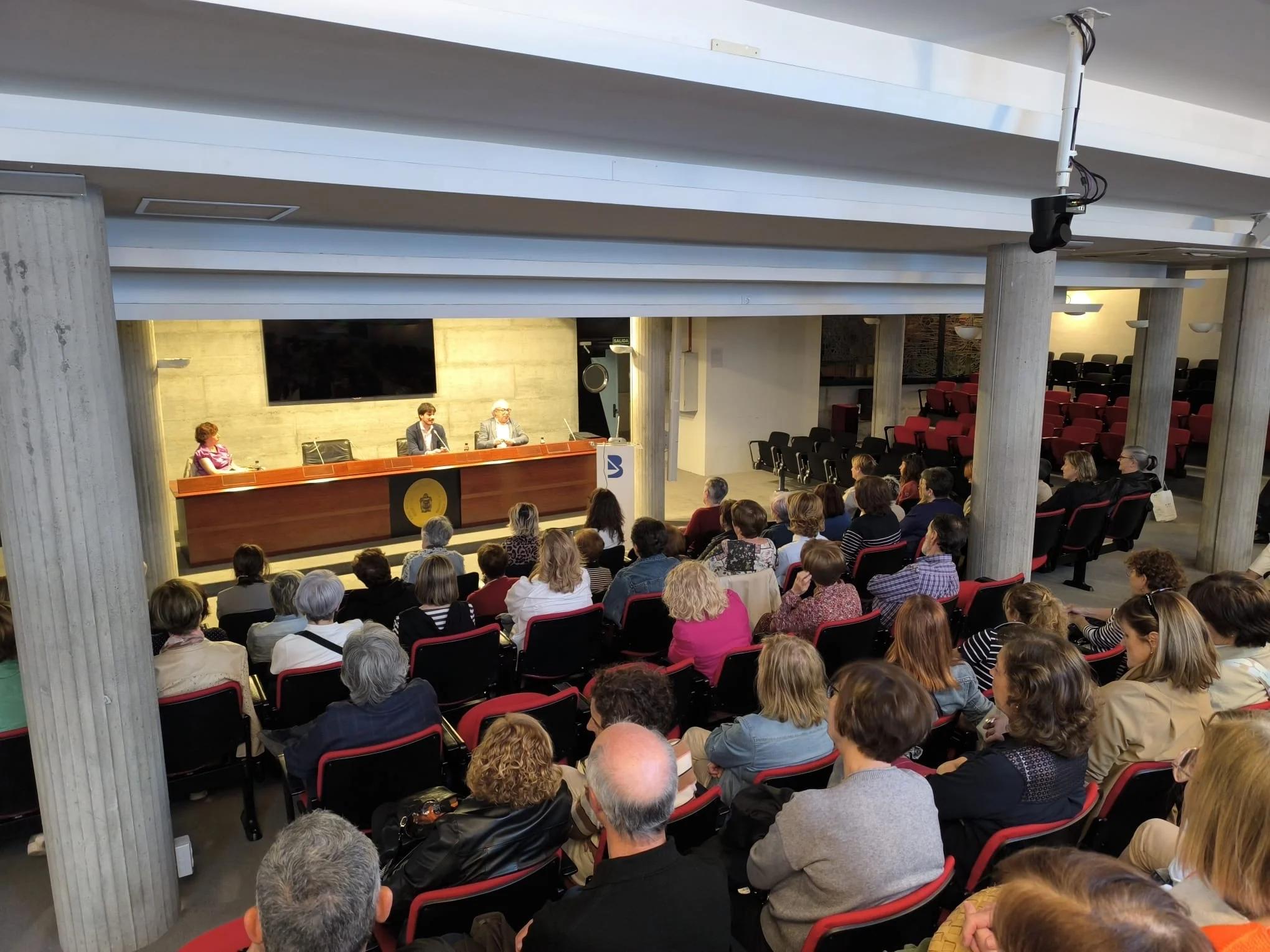 Presentación en el club de lectura del Colegio de la Abogacía de Bizkaia