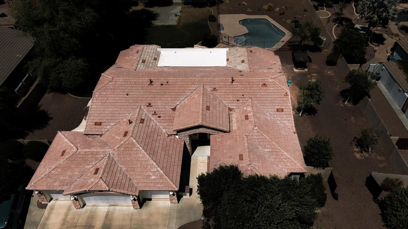 RESIDENTIAL ROOF — photo 4