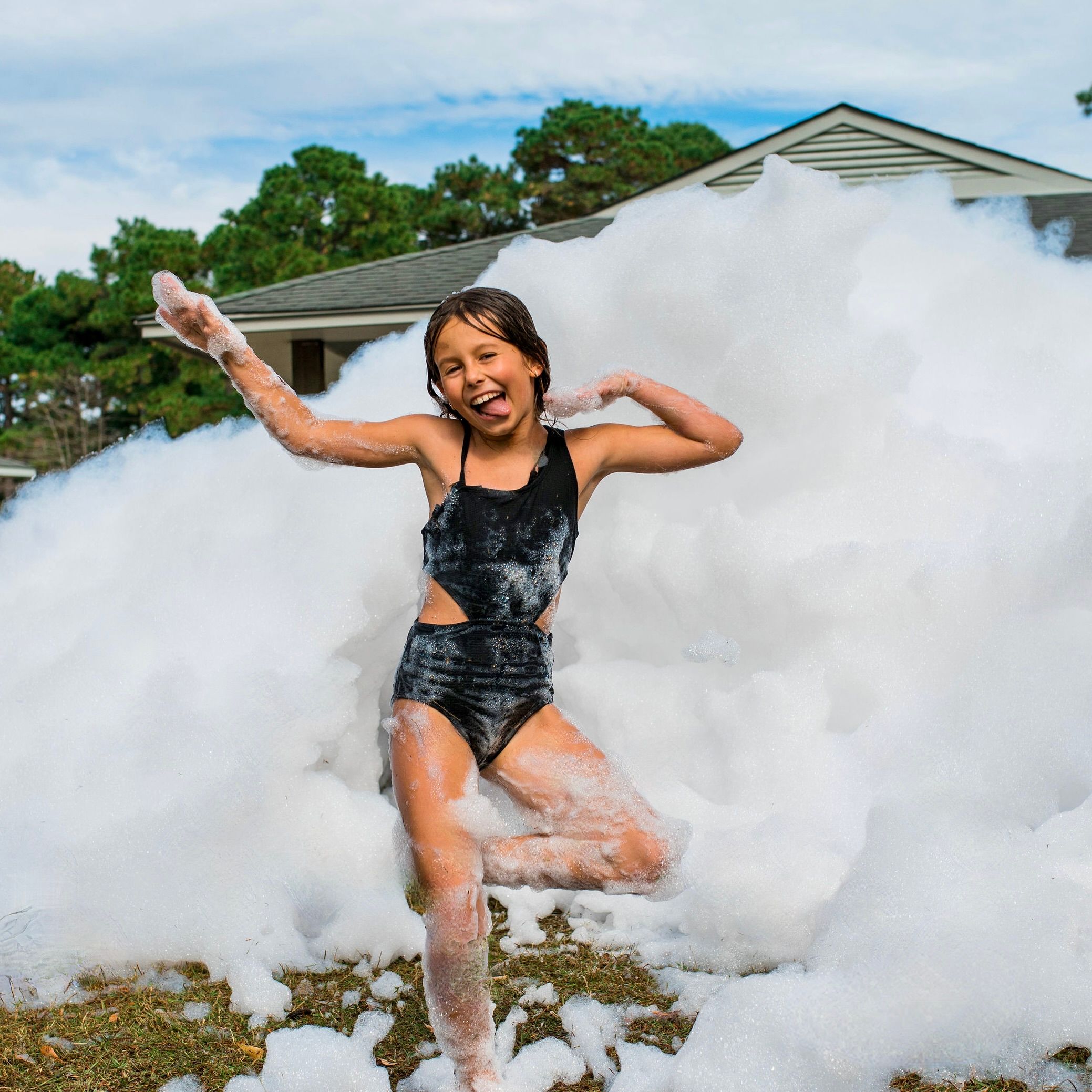 Kids playing in foam at a Foam Palooza party in Wesley Chapel, FL