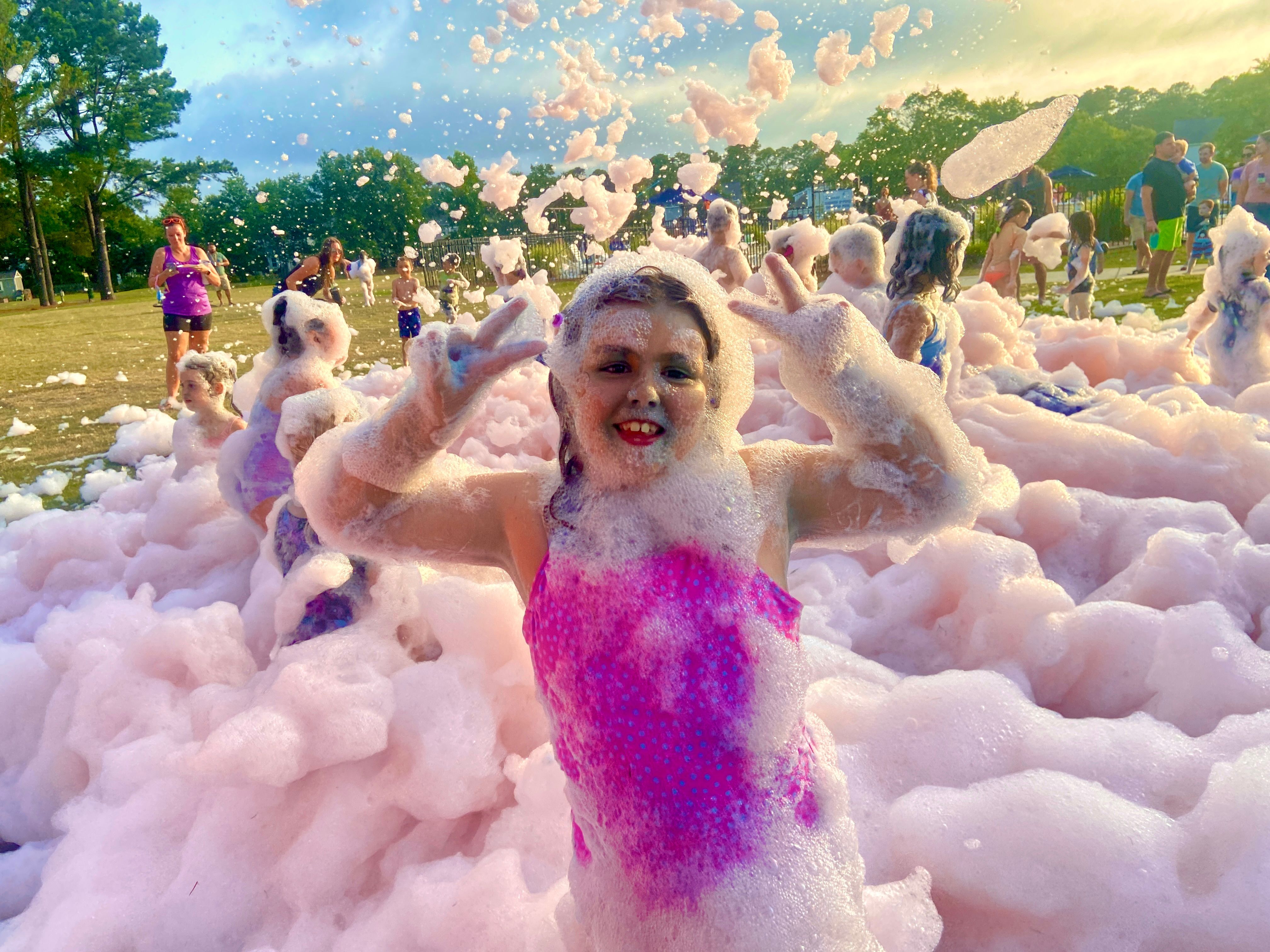 Kids playing in foam at a Foam Palooza party in McGregor, FL