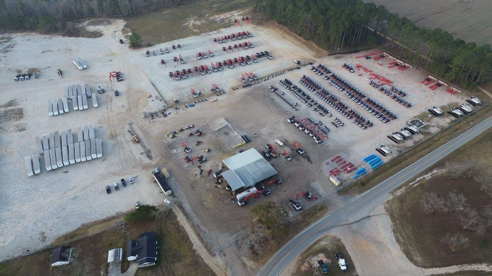 JBH yard aerial — Claxton