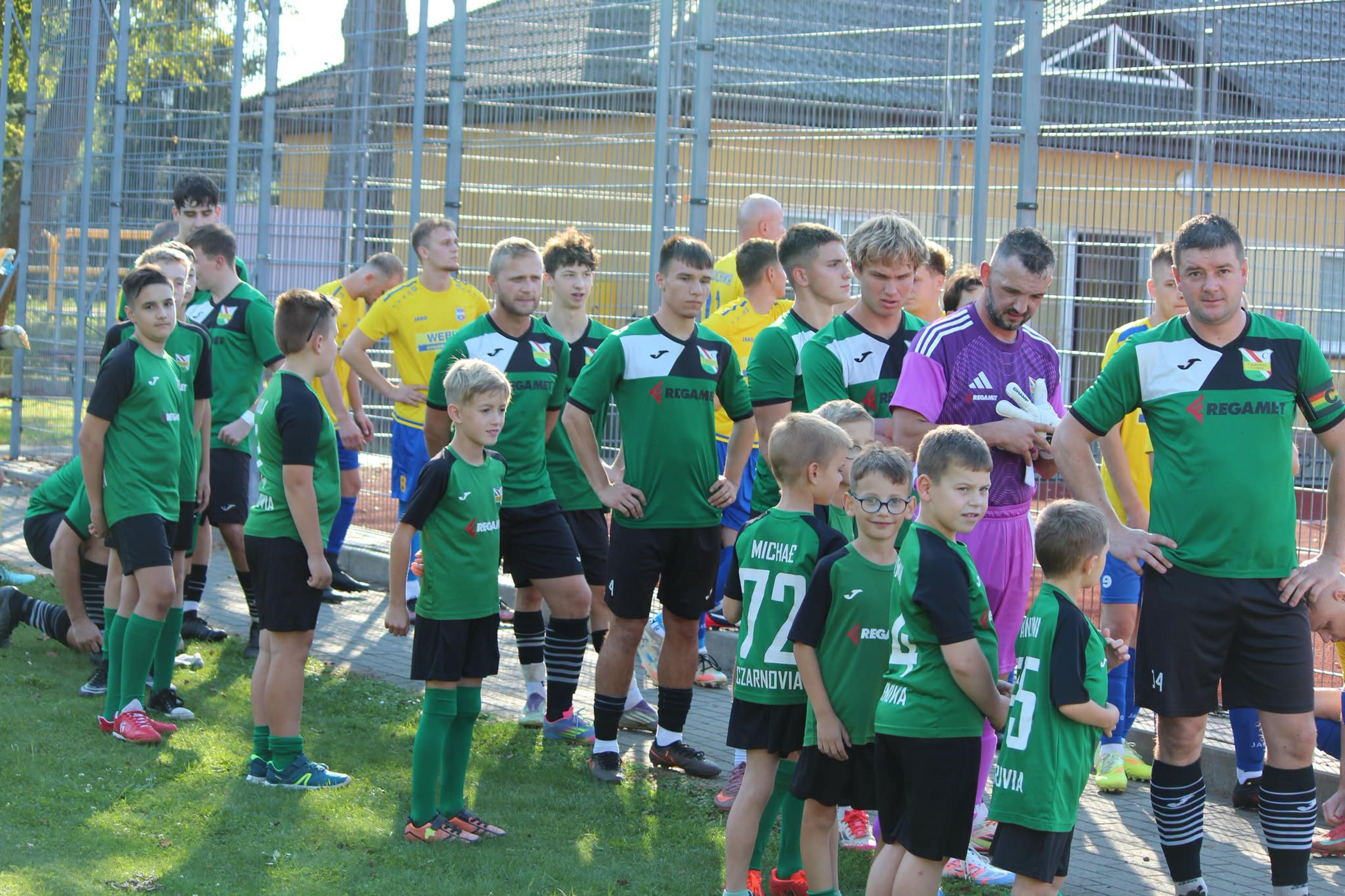 Mecz Czarnovia – LKS Łopuchowa przy Konarskiego 23