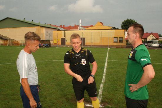Czarnovia liderem!