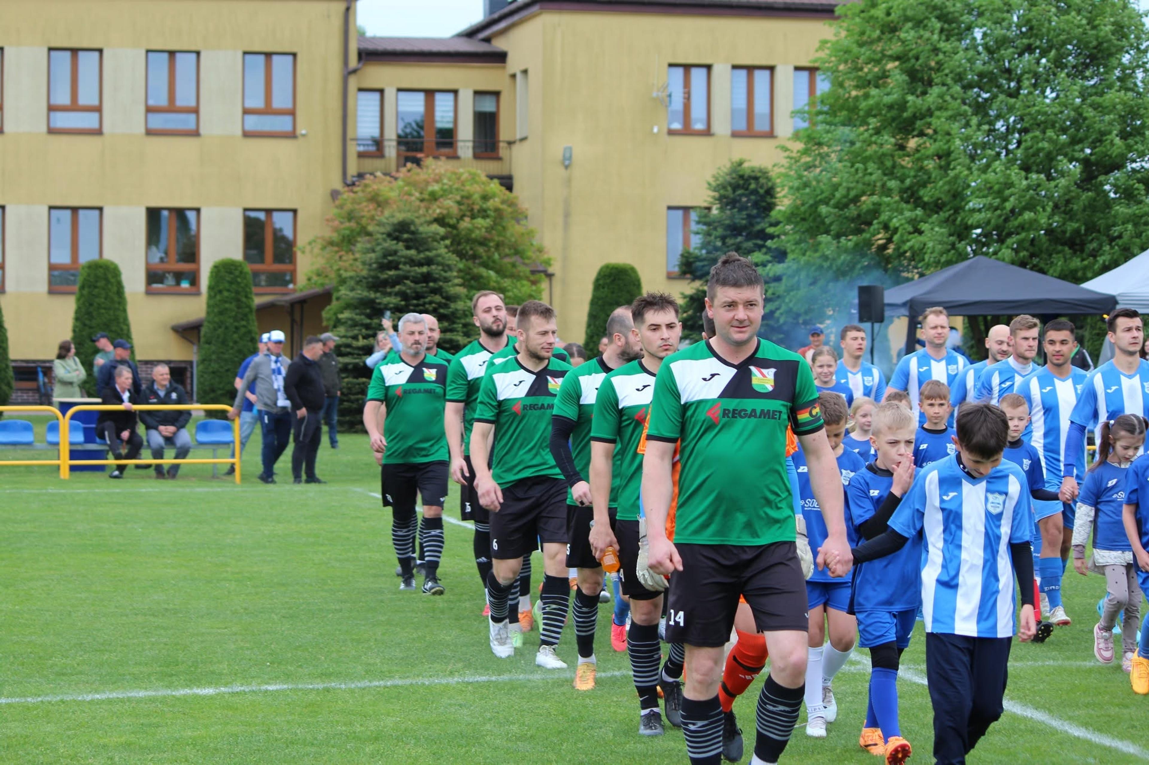Derby LKS Stara Jastrząbka-Róża – Czarnovia