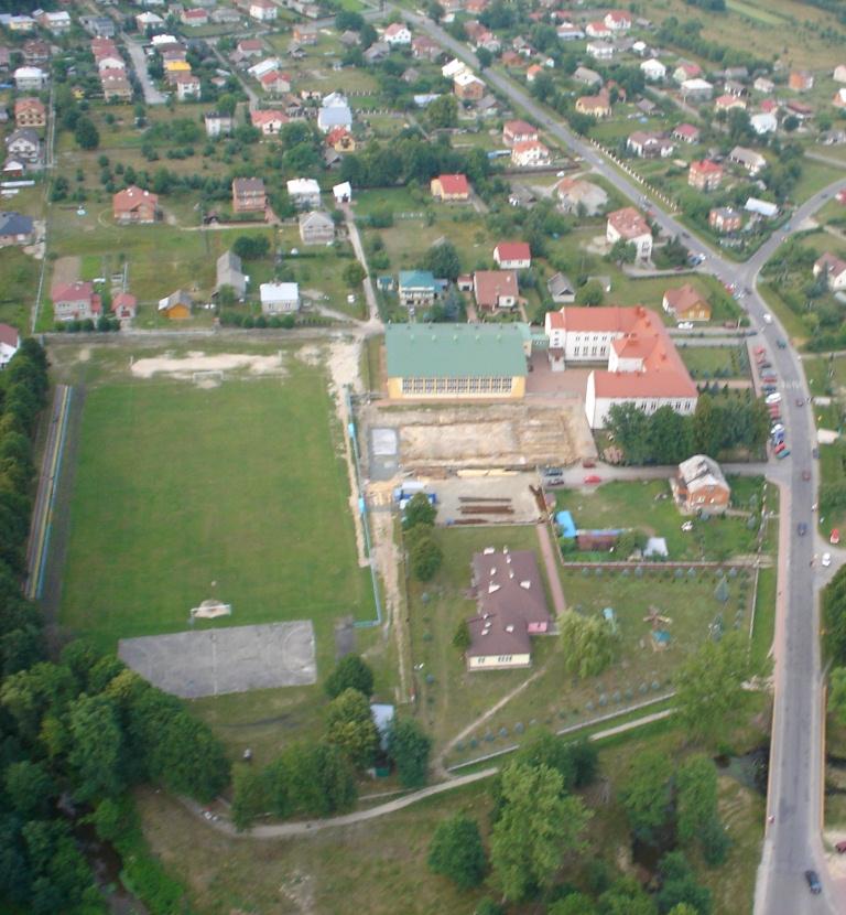 Stadion w Czarnej z lotu ptaka